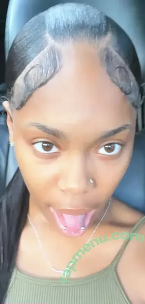 Bbrownskingirll / __prettyariess nude photo #0001
