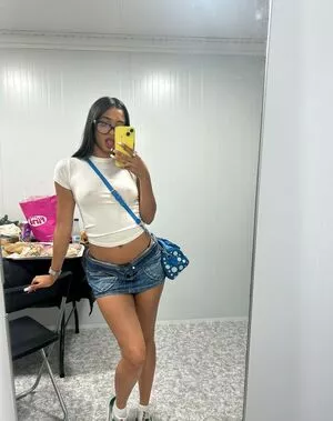 Bbtrickz / belizekazi nude photo #0027