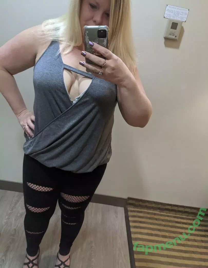 bbwbadnwild nude photo #0034 (_wildstrawberry_)