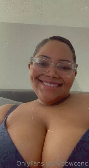 bbwcenc / bbw.cen nude photo #0051