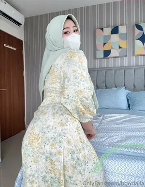  nude photo #0002