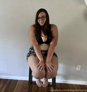 bbwpeachypop / peachybumxo nude photo #0006