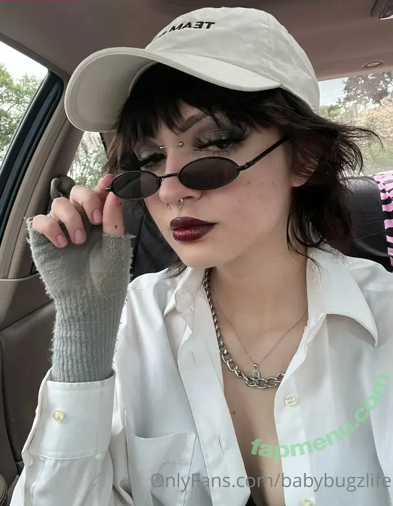 bby.bugz nude photo #0011 (bugsy.bby)