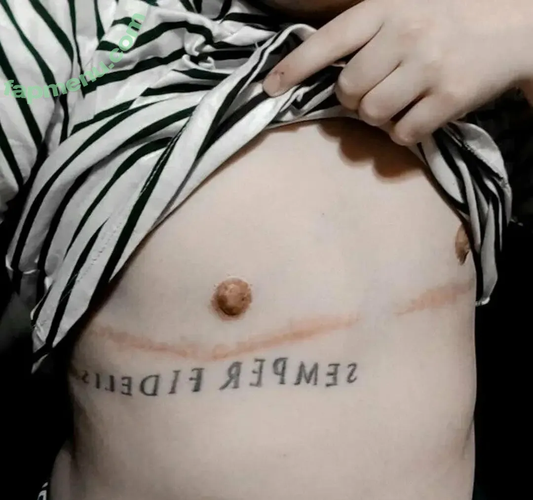 bby_chaos nude photo #0005 (bby_chaos)