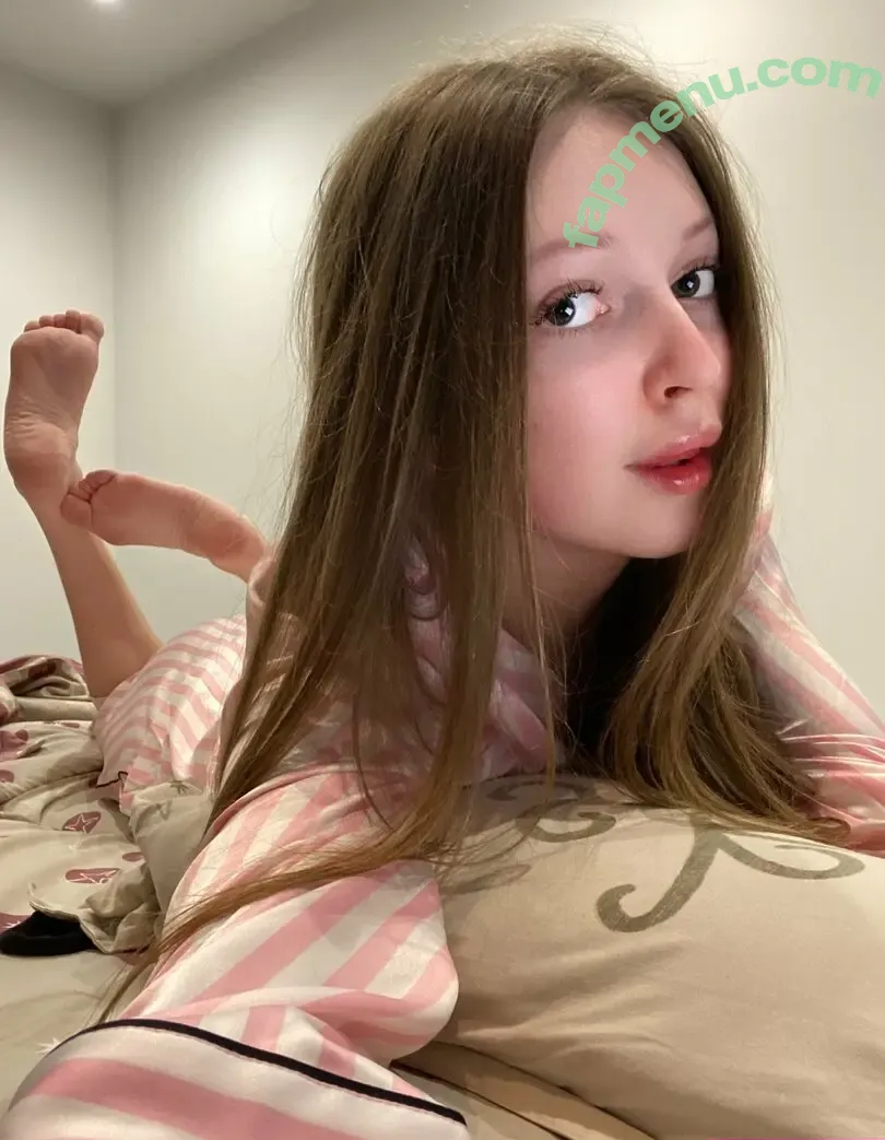 bby.nicoletta nude photo #0017 (nicolettaofficial)