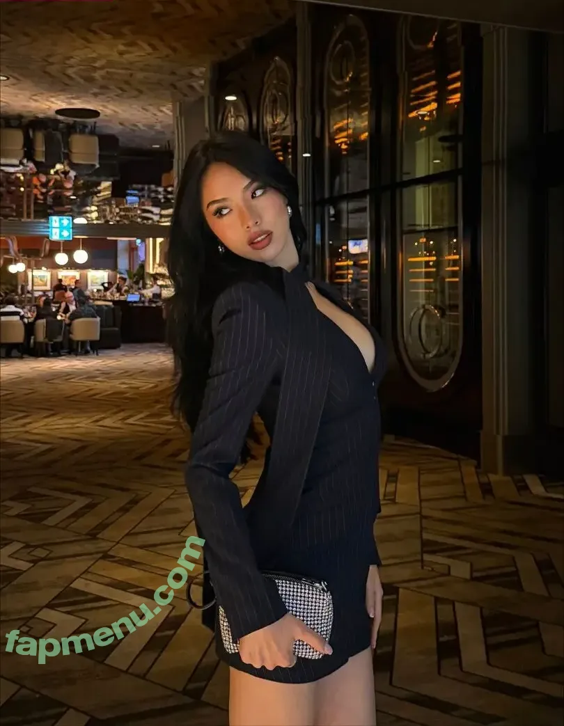 Bbyambi nude photo #0050 (Amberly yang / ambi_baby / ambie)