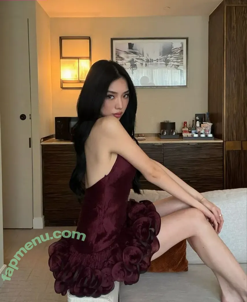 Bbyambi nude photo #0058 (Amberly yang / ambi_baby / ambie)