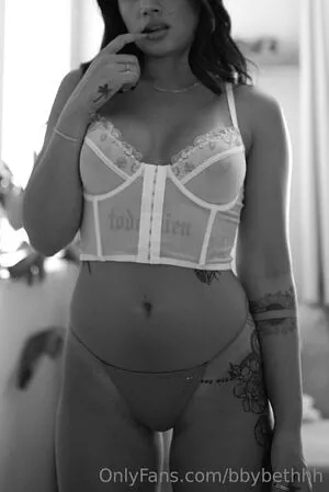 bbybethhh / bbybethhh_ nude photo #0068