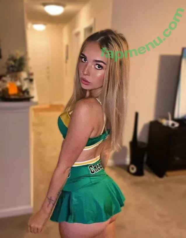 bbyblazinit nude photo #0016 (babyblat)