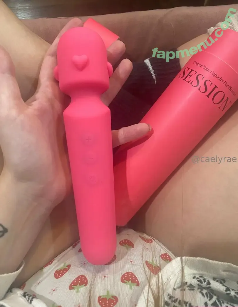 bbycae nude photo #0002 (caitlynnashleey)