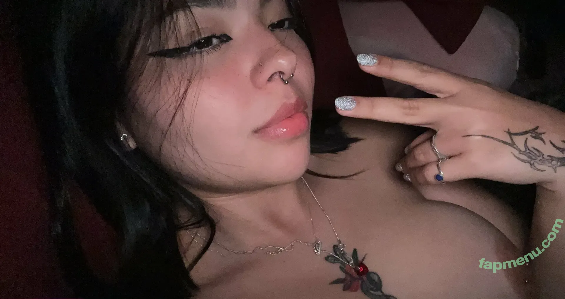 bbychin4 nude photo #0009 (bbychin4)