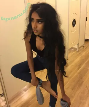 bbyg6rl / bbygrll nude photo #0073