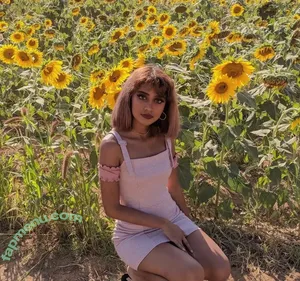 bbyg6rl / bbygrll nude photo #0104