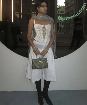 bbyg6rl / bbygrll nude photo #0187