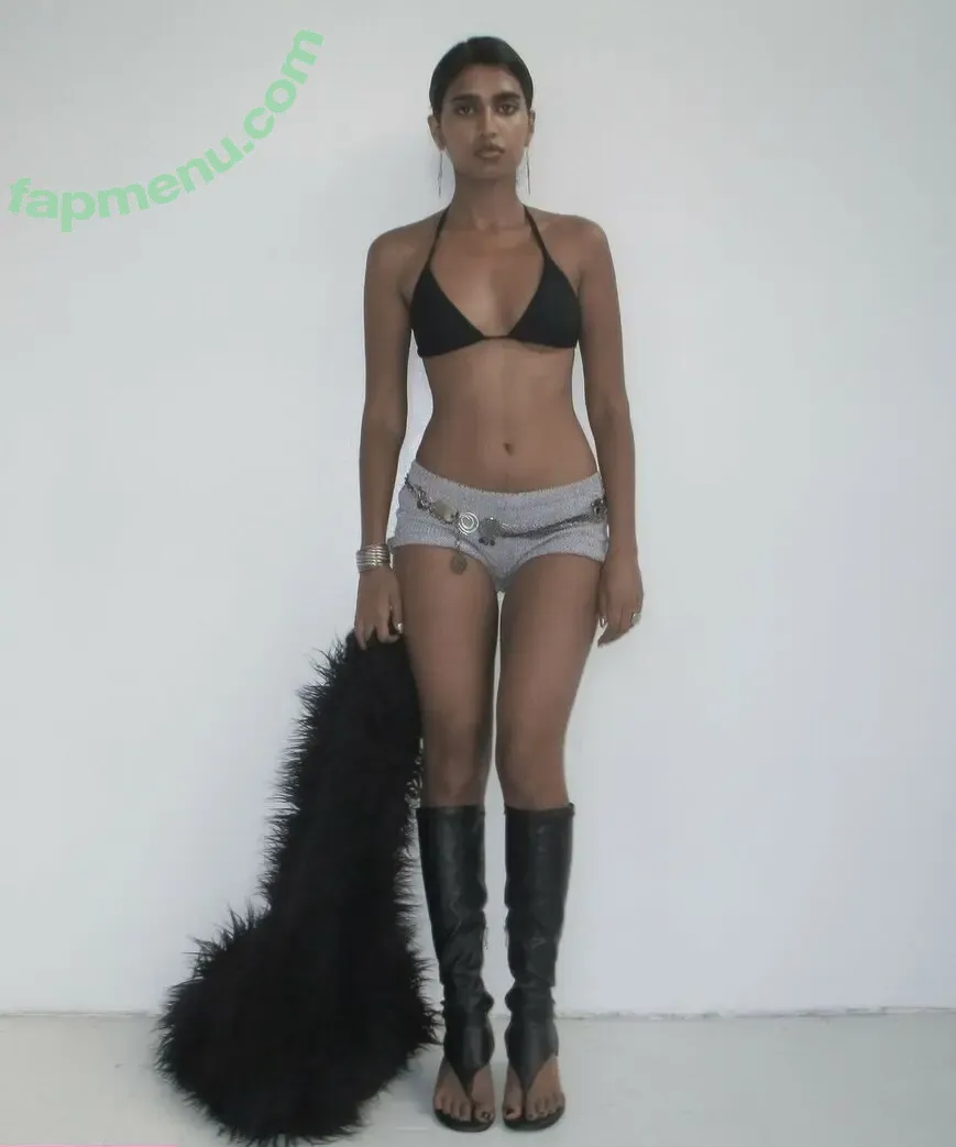 bbyg6rl nude photo #0117 (bbygrll)