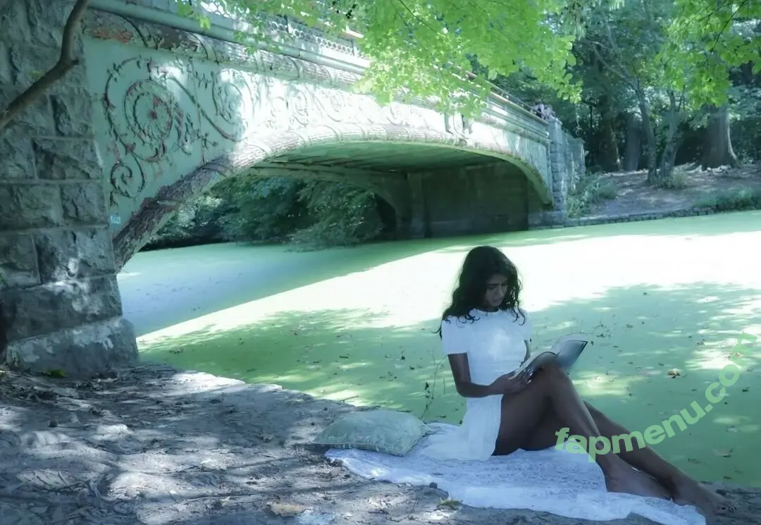 bbyg6rl nude photo #0129 (bbygrll)