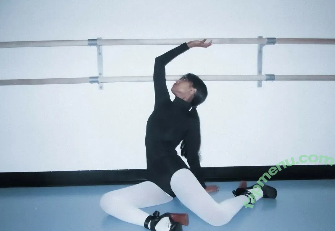 bbyg6rl nude photo #0202 (bbygrll)