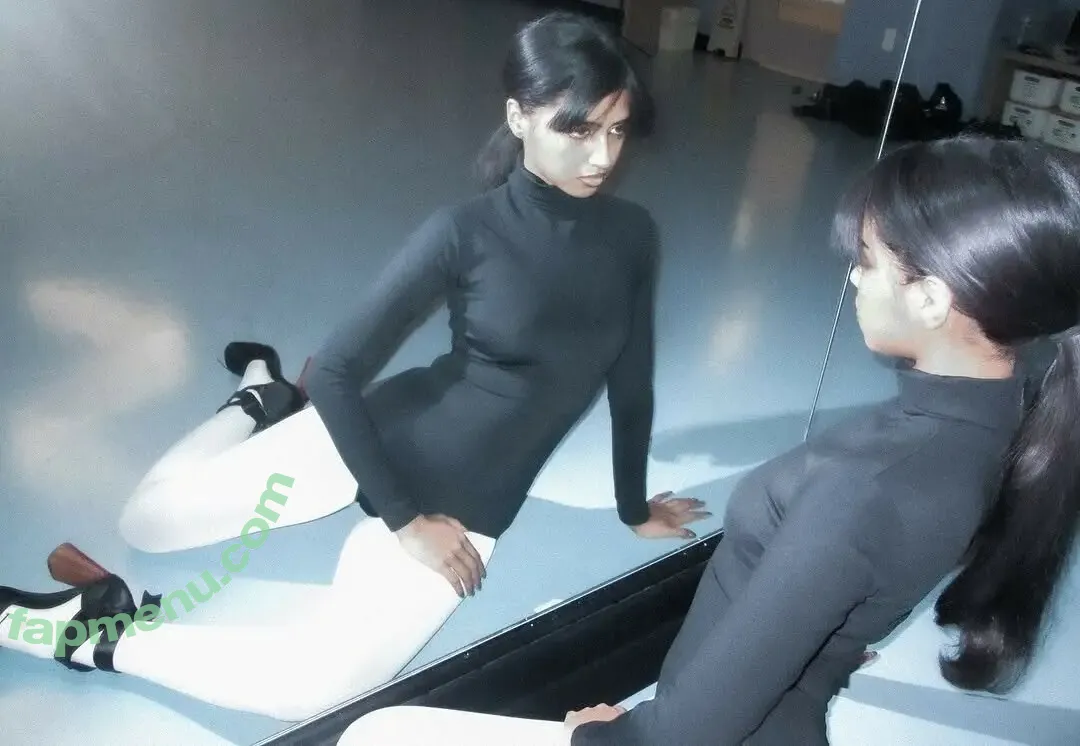 bbyg6rl nude photo #0206 (bbygrll)