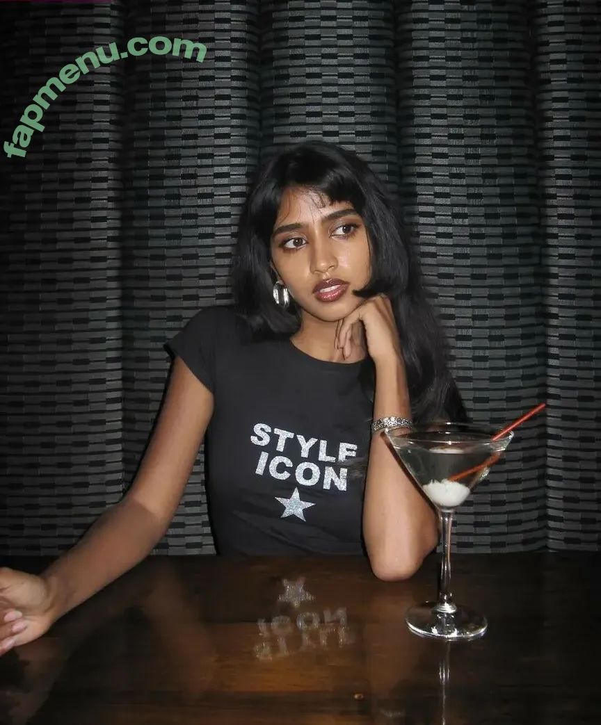 bbyg6rl nude photo #0236 (bbygrll)