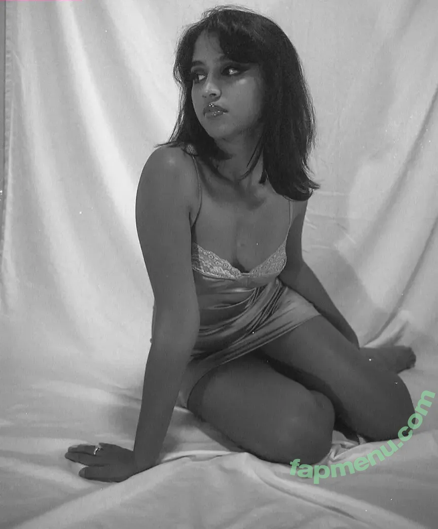 bbyg6rl nude photo #0322 (bbygrll)