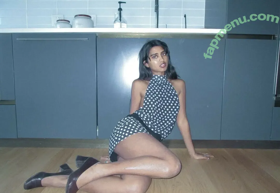 bbyg6rl nude photo #0449 (bbygrll)