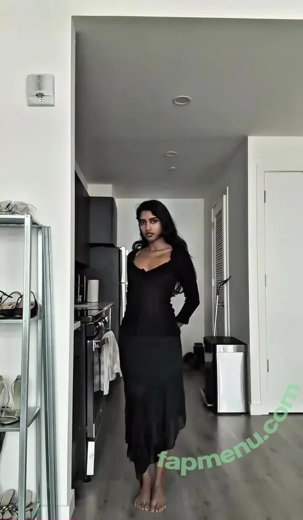 bbyg6rl nude photo #0485 (bbygrll)