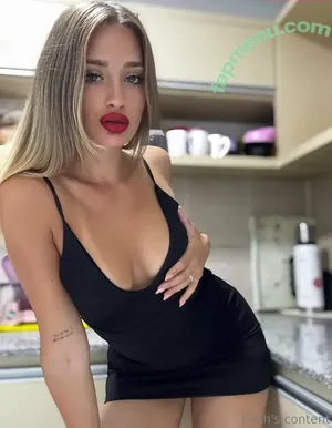  nude photo #0001
