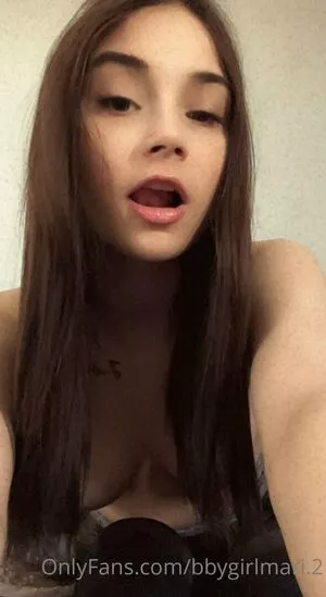 bbygirlmari.2 / bbygirllmari nude photo #0003