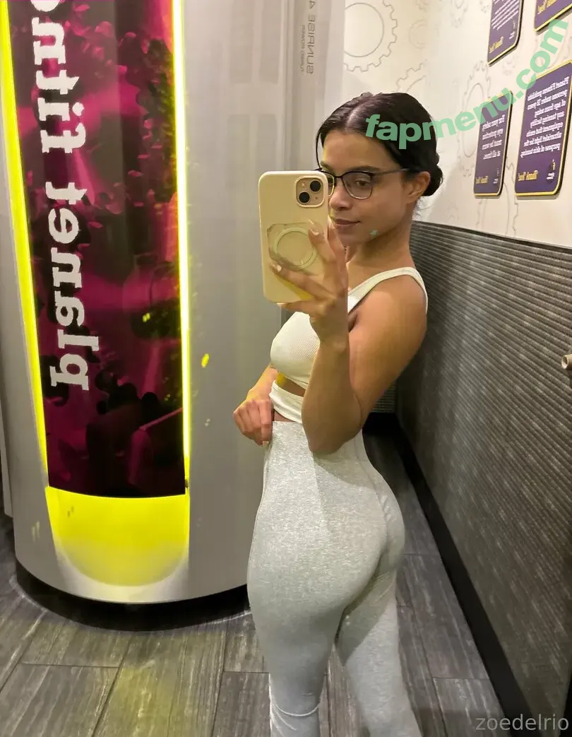 bbygirlzoexxx nude photo #0003 (bbygirlzoee)
