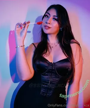 Bbygrl_xcx / Kali nude photo #0052