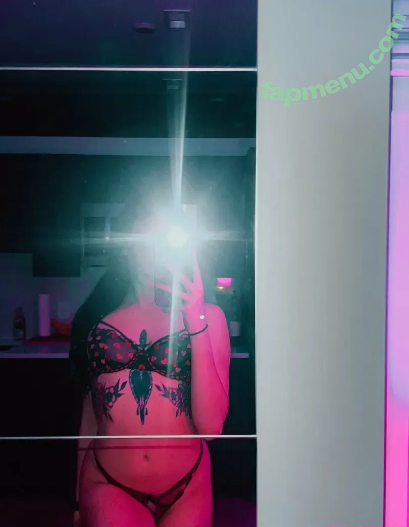 bbyizzy666 nude photo #0009 (bbyizzy666)