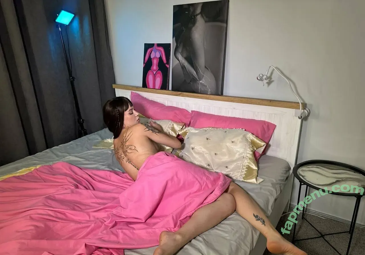 bbylinaxxx nude photo #0003 (bbylinaxo)