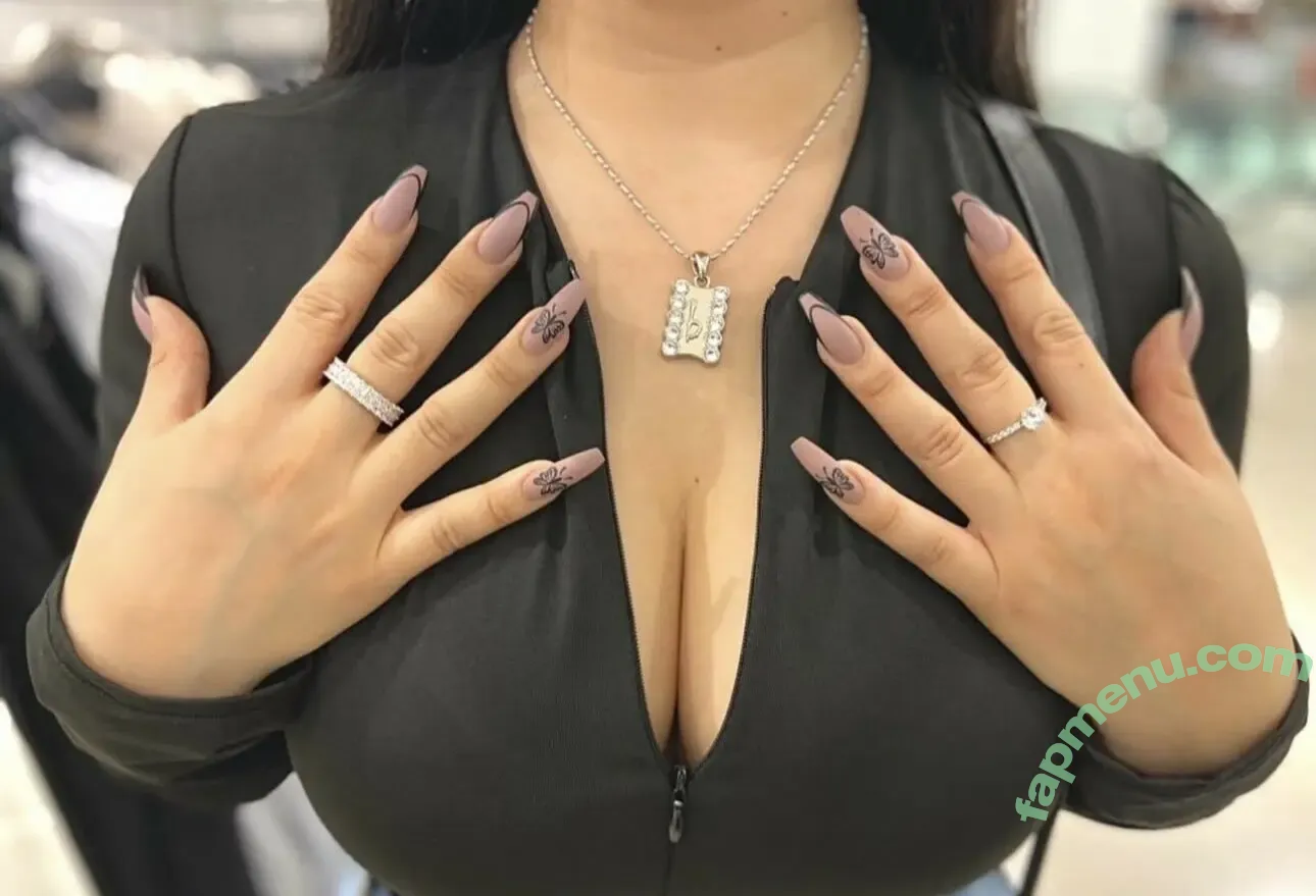 bbylotusss nude photo #0011 (bbyl0tus)
