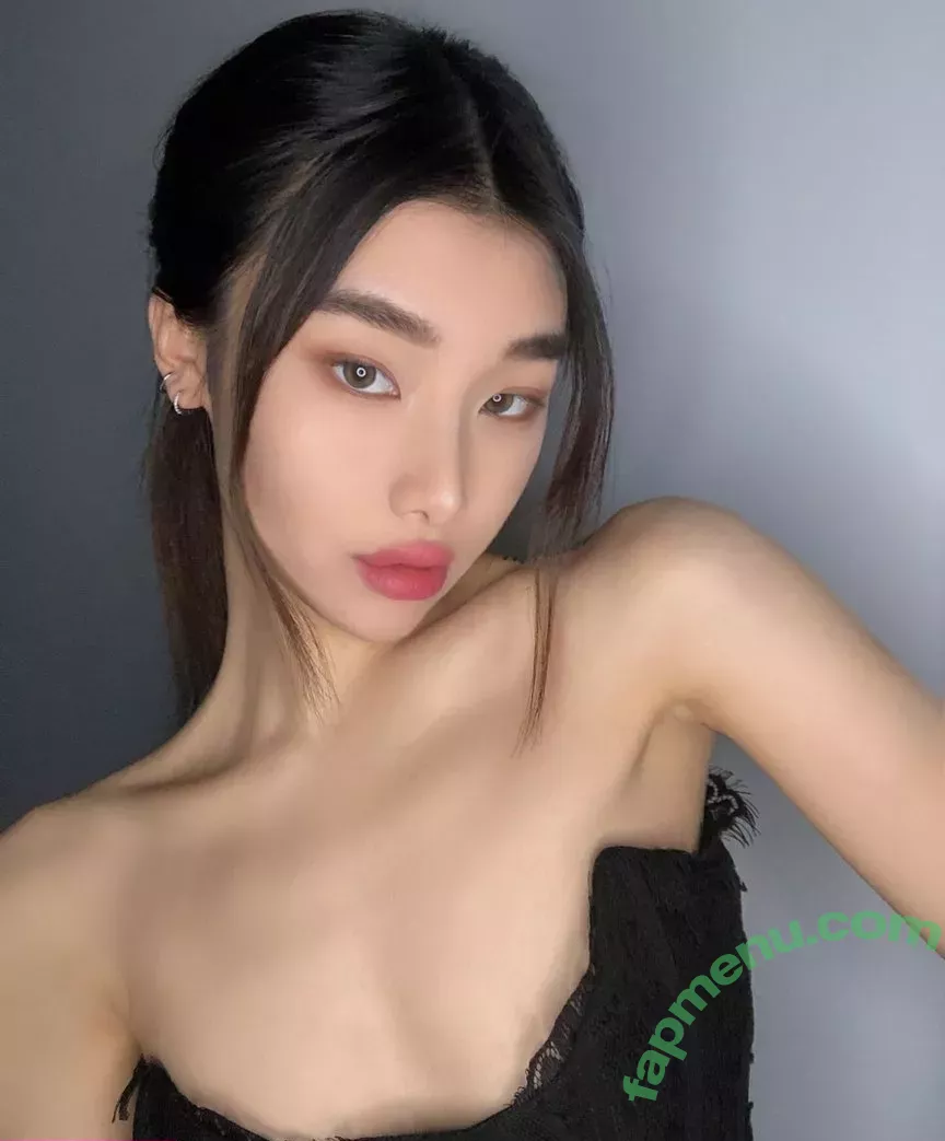 bbymari nude photo #0001 (bbymari._ / mariyknight)