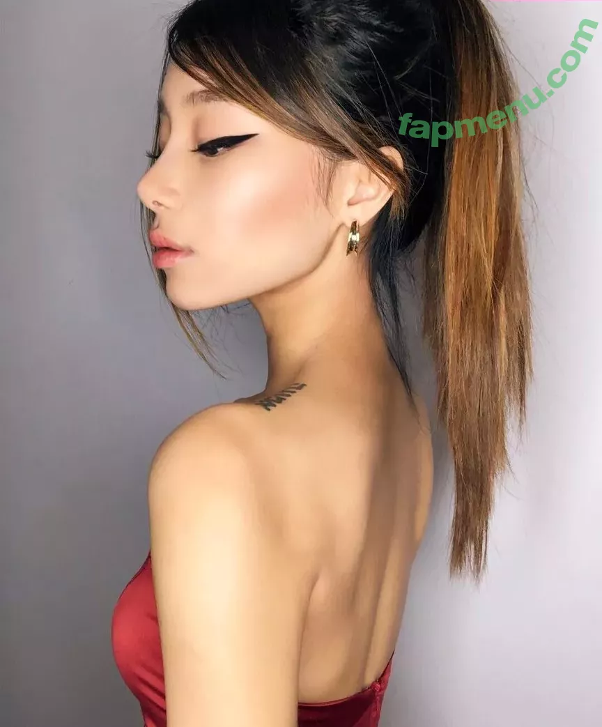 bbymari nude photo #0025 (bbymari._ / mariyknight)
