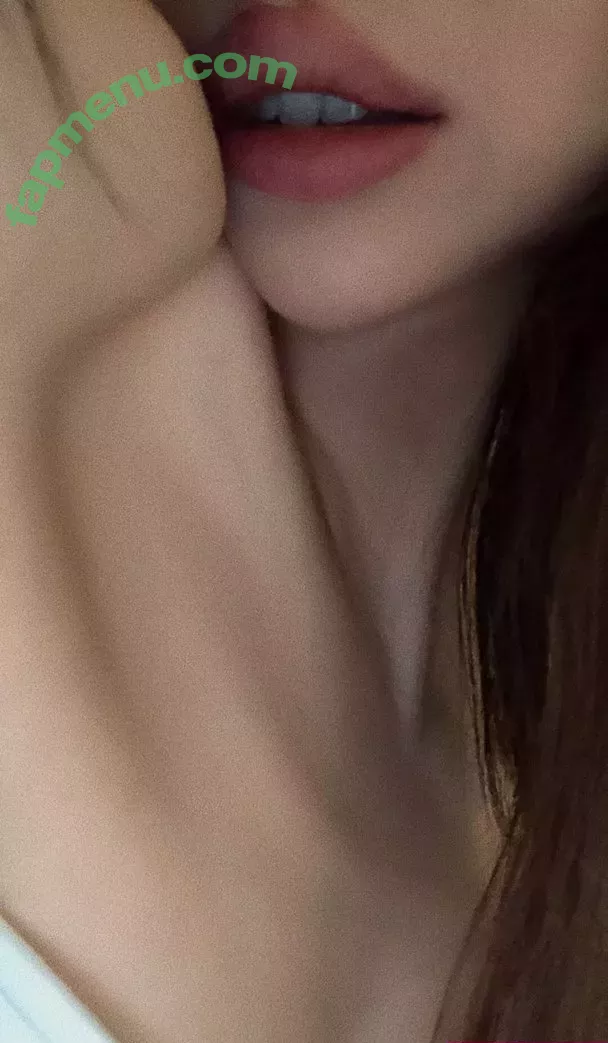 bbymari nude photo #0029 (bbymari._ / mariyknight)