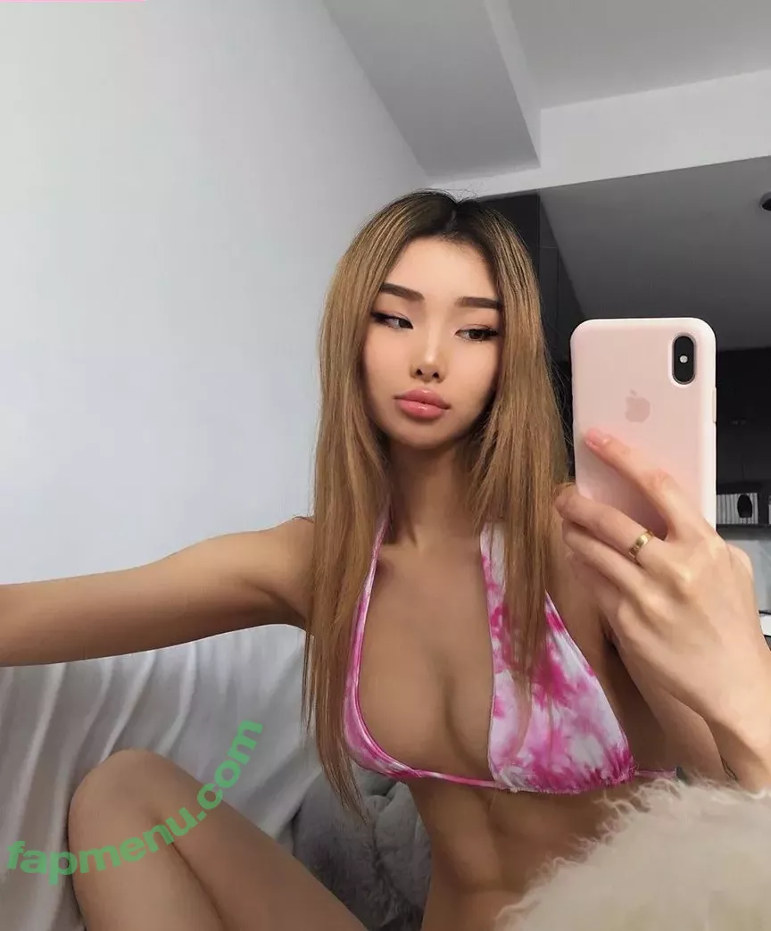 bbymari nude photo #0030 (bbymari._ / mariyknight)