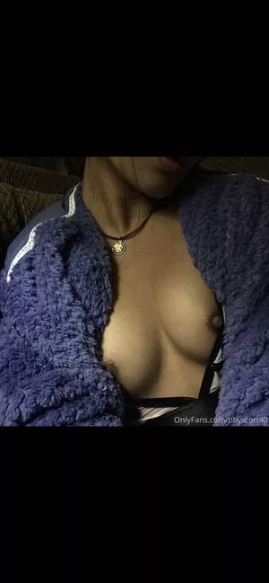 Bbysc0rpi0 / __nanayobusiness nude photo #0020