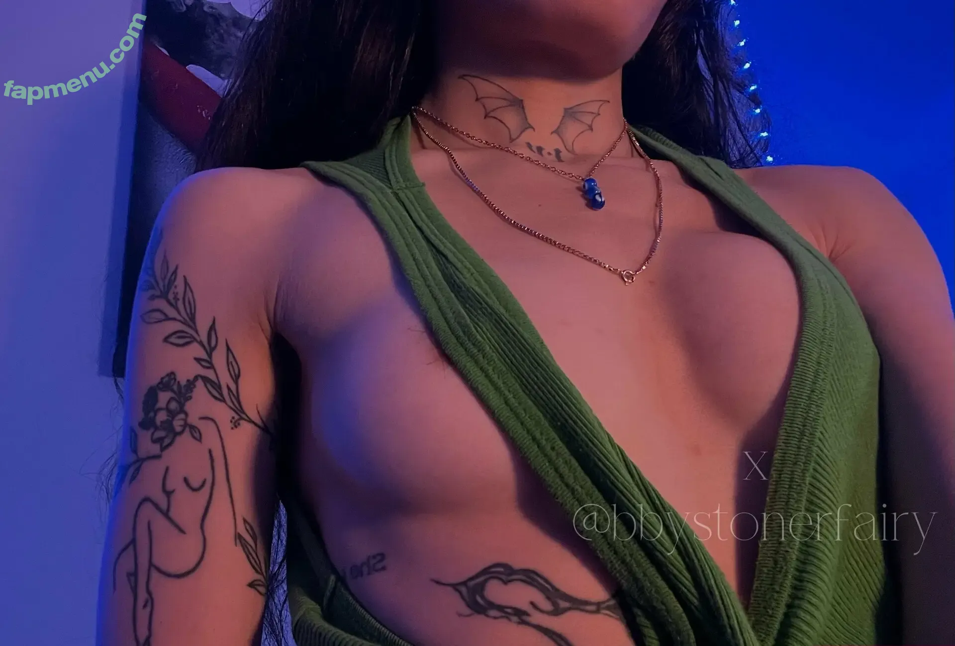 bbystonerfairy nude photo #0003 (bbystonerfairy)