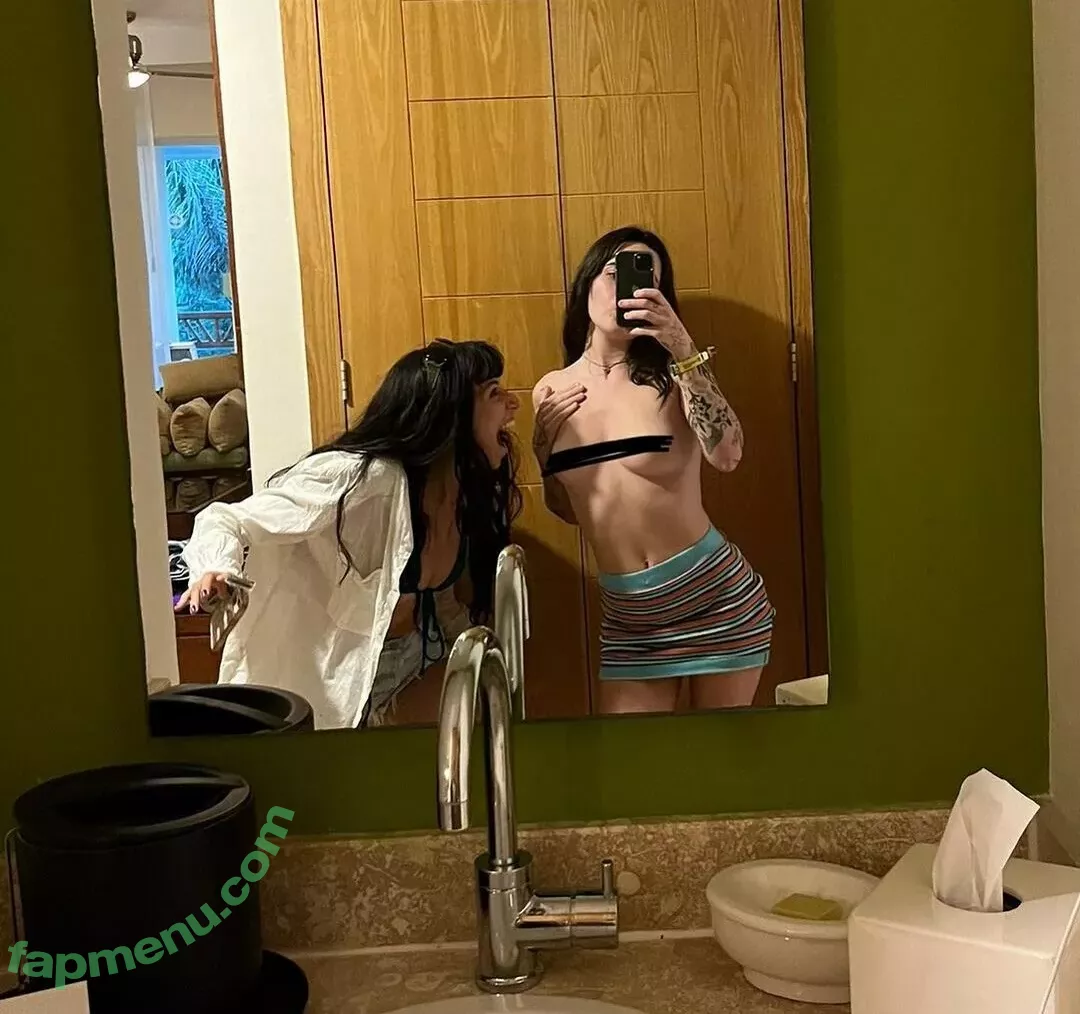 Bea Miller nude photo #0221 (beamiller)