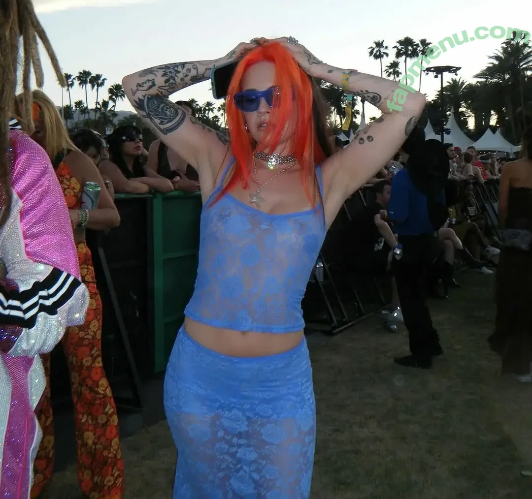 Bea Miller nude photo #0300 (beamiller)