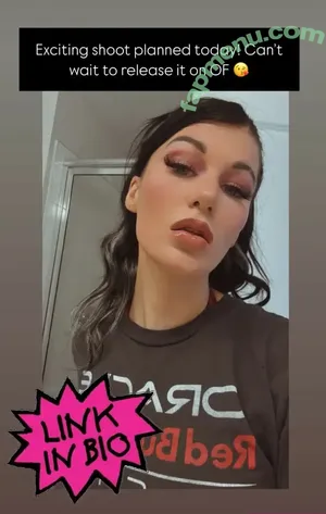 Bea Priestley nude