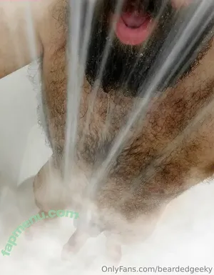 beardedgeeky / bearded_and_geeky nude photo #0065