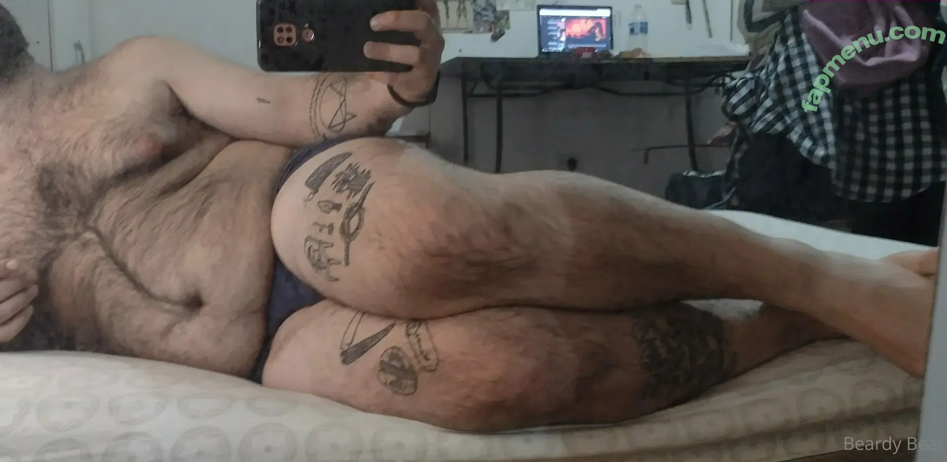 beardybearof nude photo #0003 (beards_fans__)