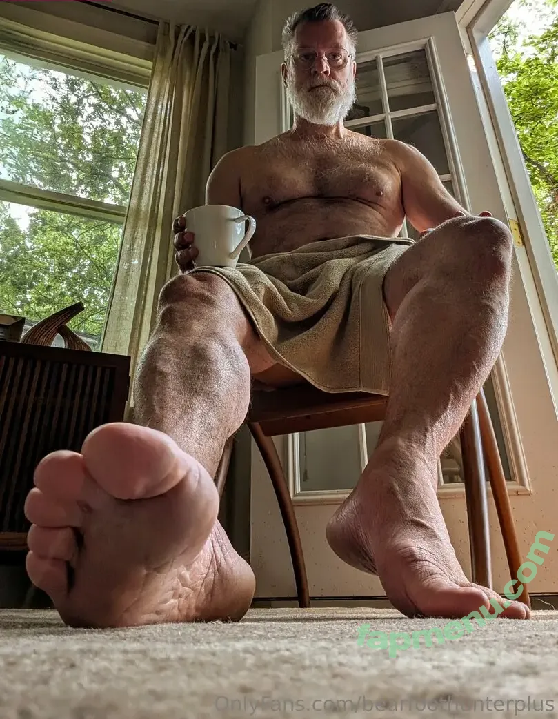 bearfoothunterplus nude photo #0051 (bearfoothunter1)
