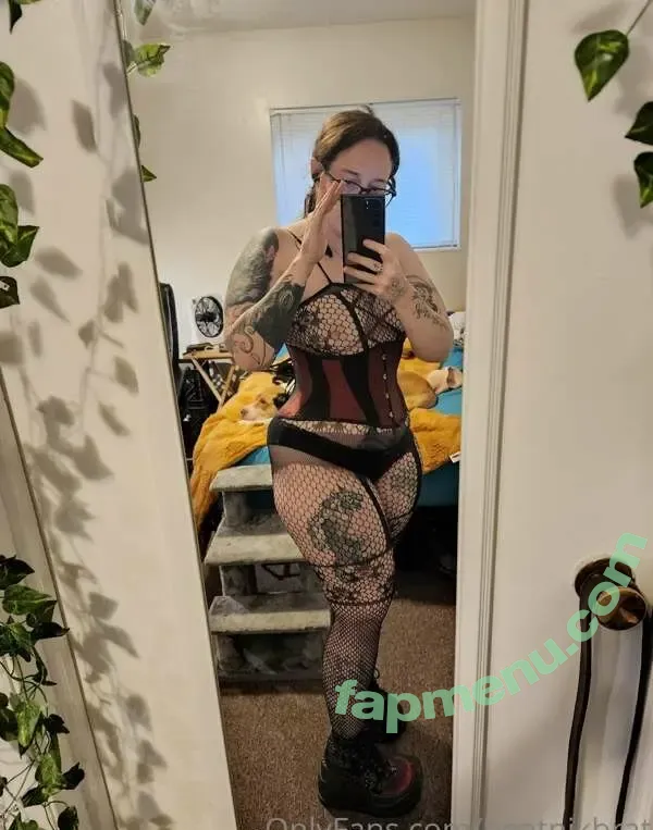 beatnikbrat nude photo #0067 (beatamonalisa / beatnik_brat)