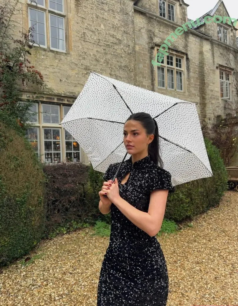 Beatrice Barichella nude photo #0245 (beatrjxe)