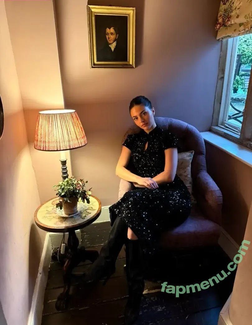 Beatrice Barichella nude photo #0246 (beatrjxe)