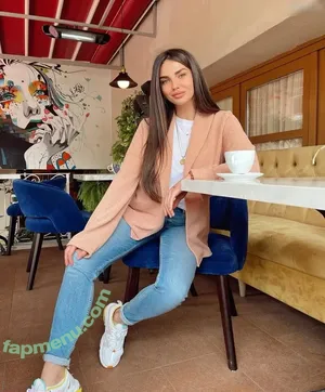 beatrix ramosaj / beatrixramosaj nude photo #0224