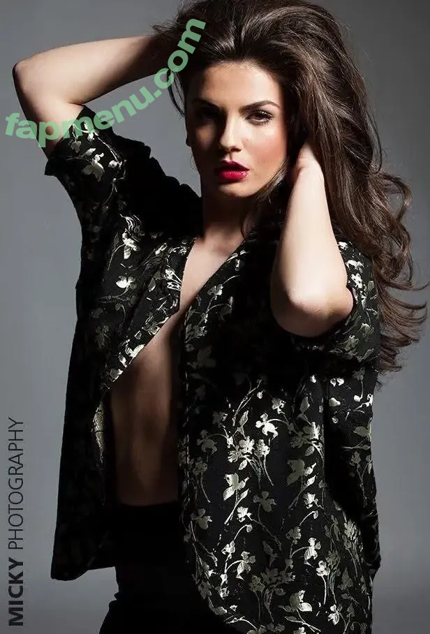 beatrix ramosaj nude photo #0008 (beatrixramosaj)